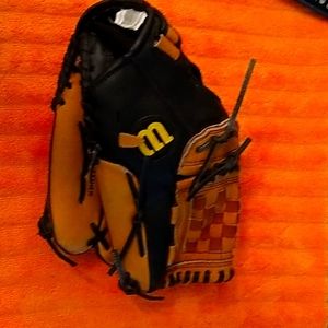 Wilson A360 Baseball Glove